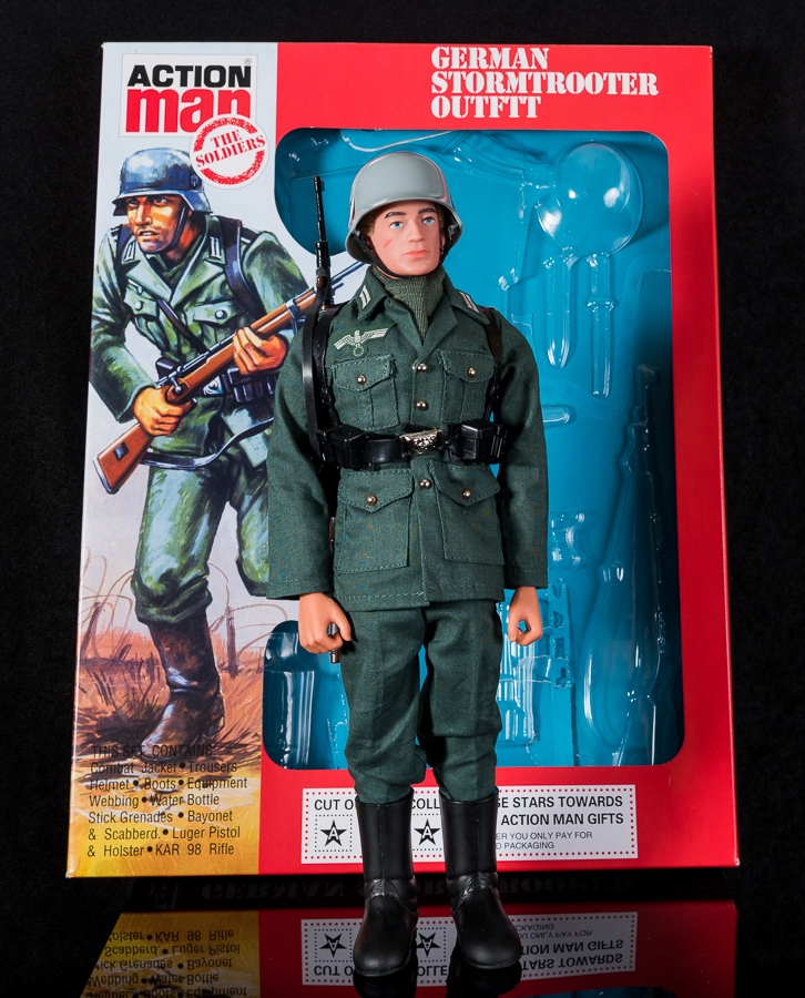 VINTAGE ACTION MAN 40th CARDED/BOXED EXPLORER SLEDGE AND DOG TEAM 1/6 SCALE 